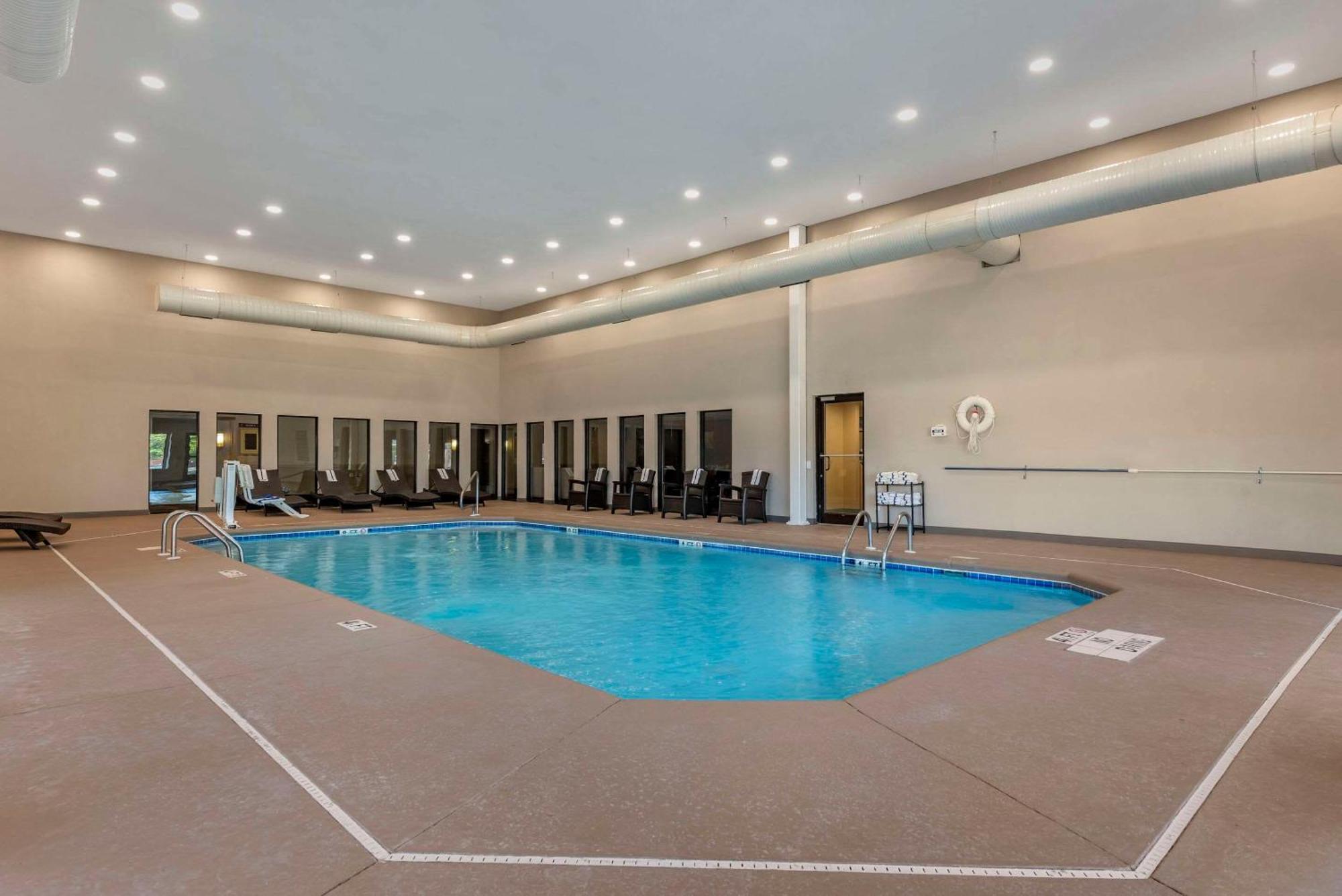 Comfort Suites Fort Wayne - Southwest Buitenkant foto