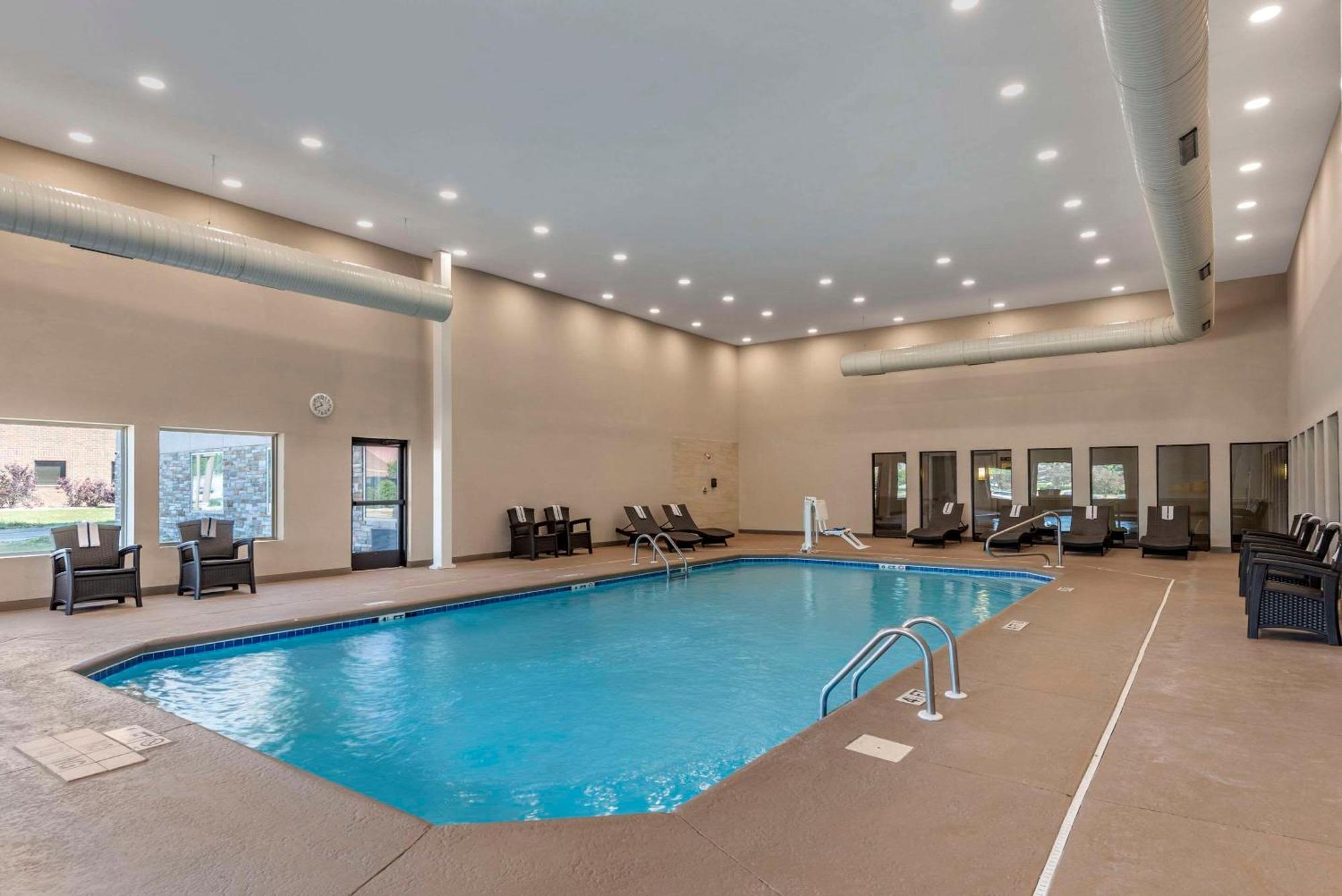 Comfort Suites Fort Wayne - Southwest Buitenkant foto